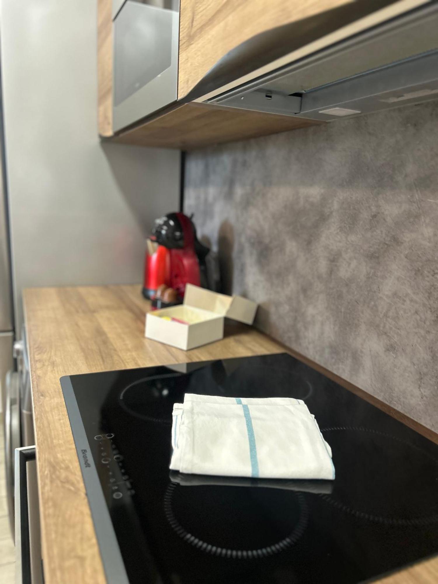 Appartement avec terrasse extérieure et parking Agde Exterior foto